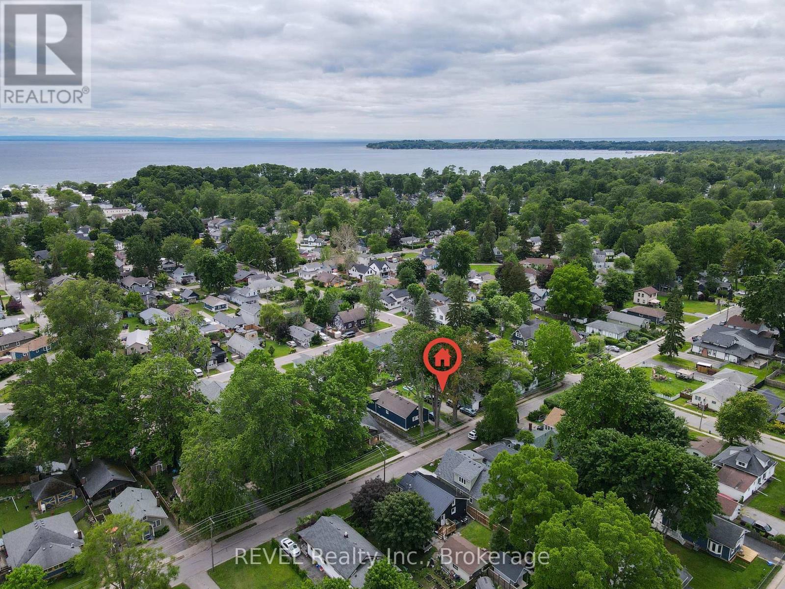 3921 Victoria Road, Fort Erie, Ontario  L0S 1B0 - Photo 1 - X13449060