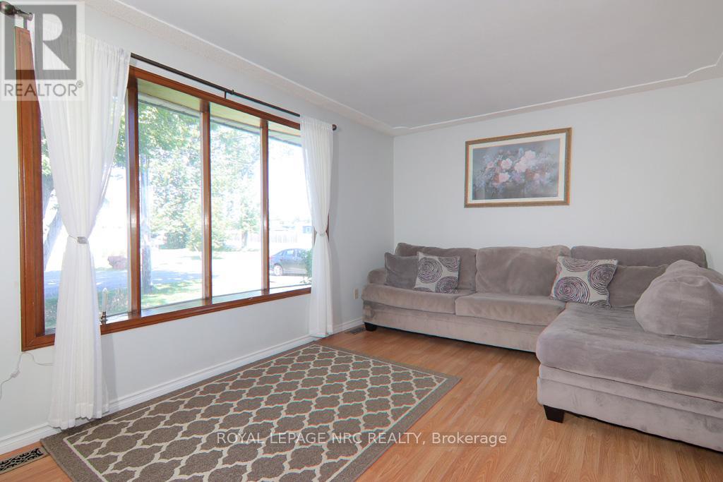 1006 Crescent Road, Fort Erie, Ontario  L2A 5X6 - Photo 17 - X13450900
