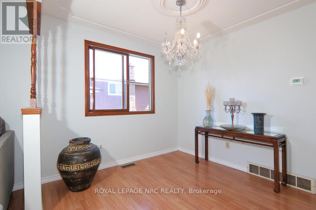 1006 Crescent Road, Fort Erie, Ontario  L2A 5X6 - Photo 22 - X13450900