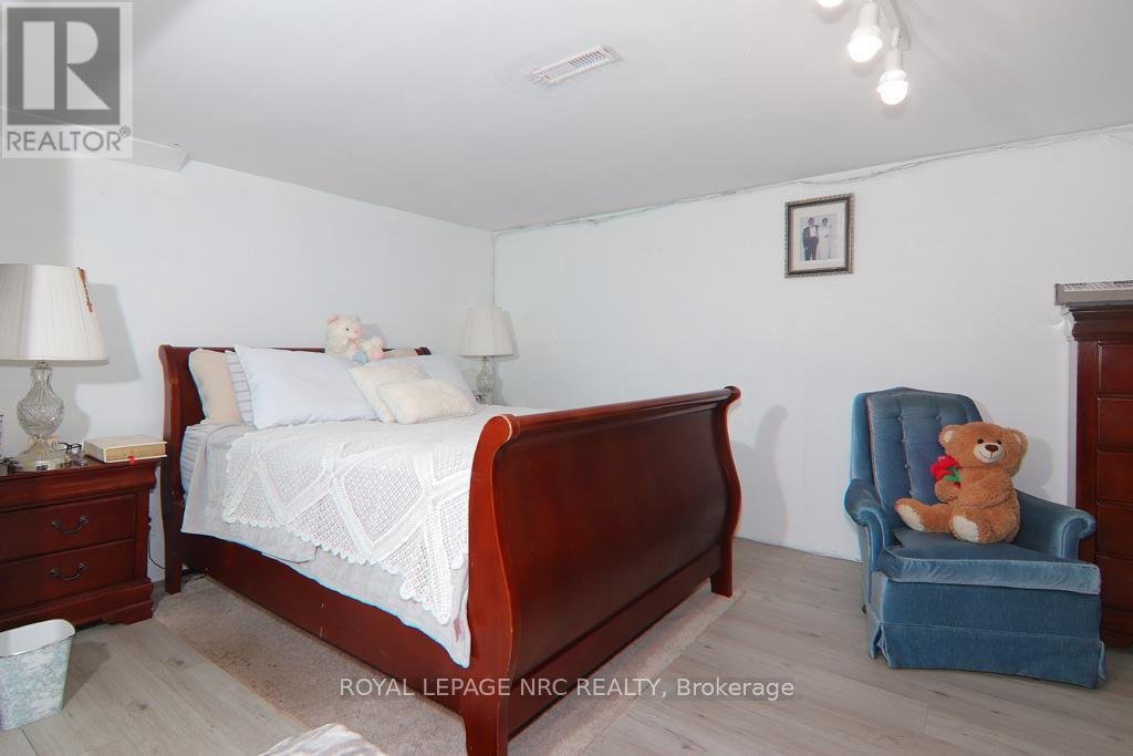 1006 Crescent Road, Fort Erie, Ontario  L2A 5X6 - Photo 45 - X13450900