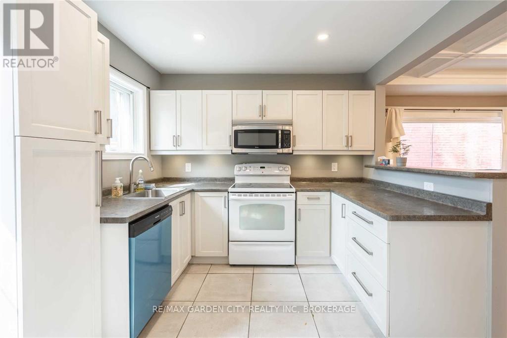 96 Beechwood Avenue, Hamilton, Ontario  L8L 2S6 - Photo 15 - X13452436