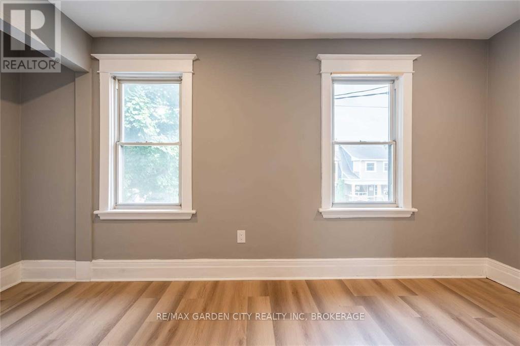 96 Beechwood Avenue, Hamilton, Ontario  L8L 2S6 - Photo 28 - X13452436