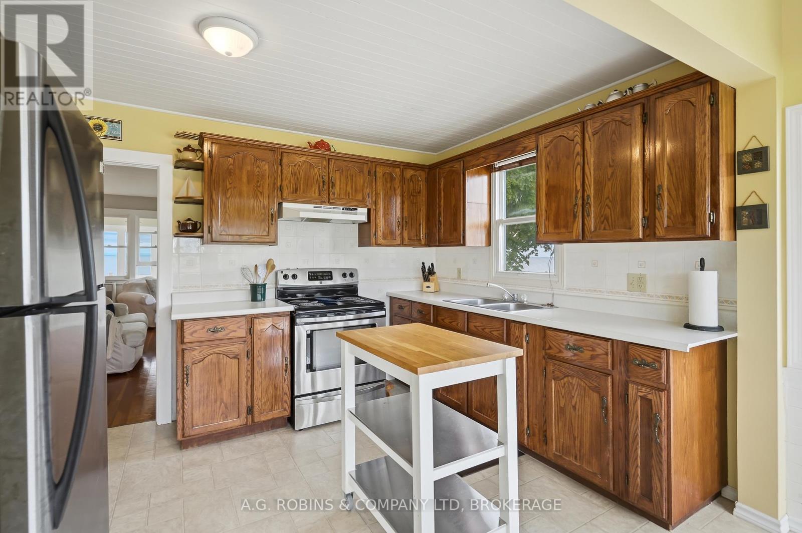 11803 Lakeshore Road, Wainfleet, Ontario  L0S 1V0 - Photo 13 - X13449468