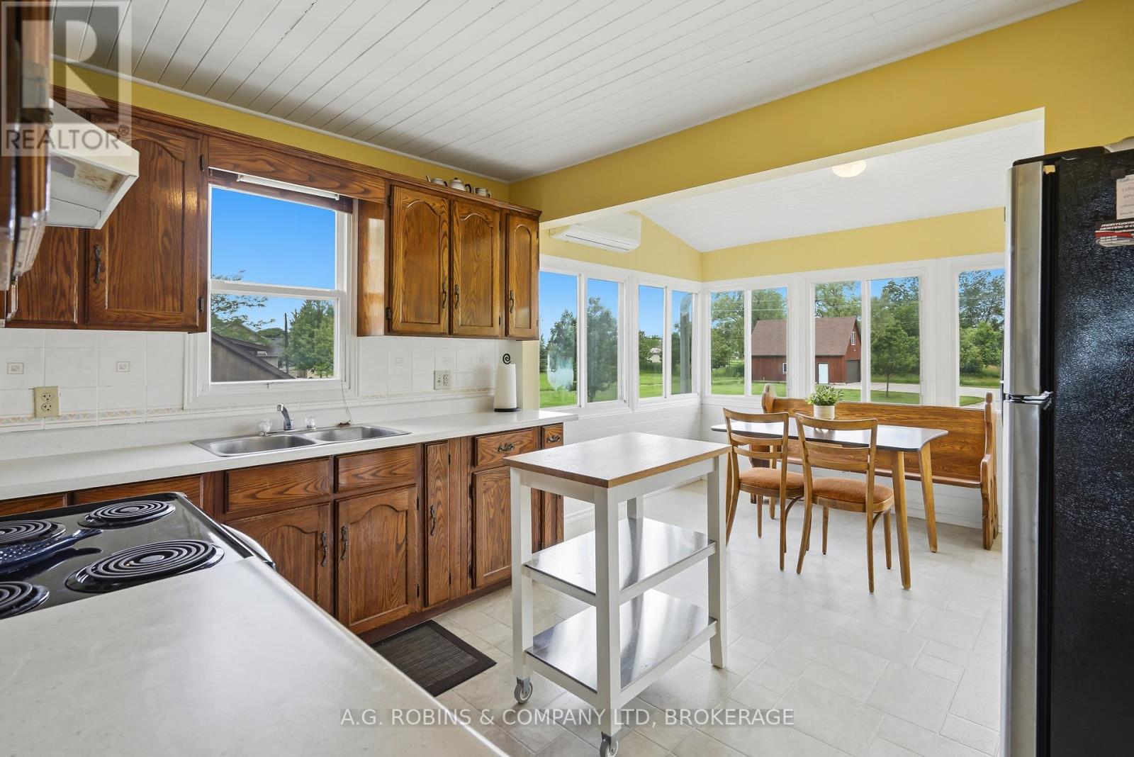 11803 Lakeshore Road, Wainfleet, Ontario  L0S 1V0 - Photo 15 - X13449468