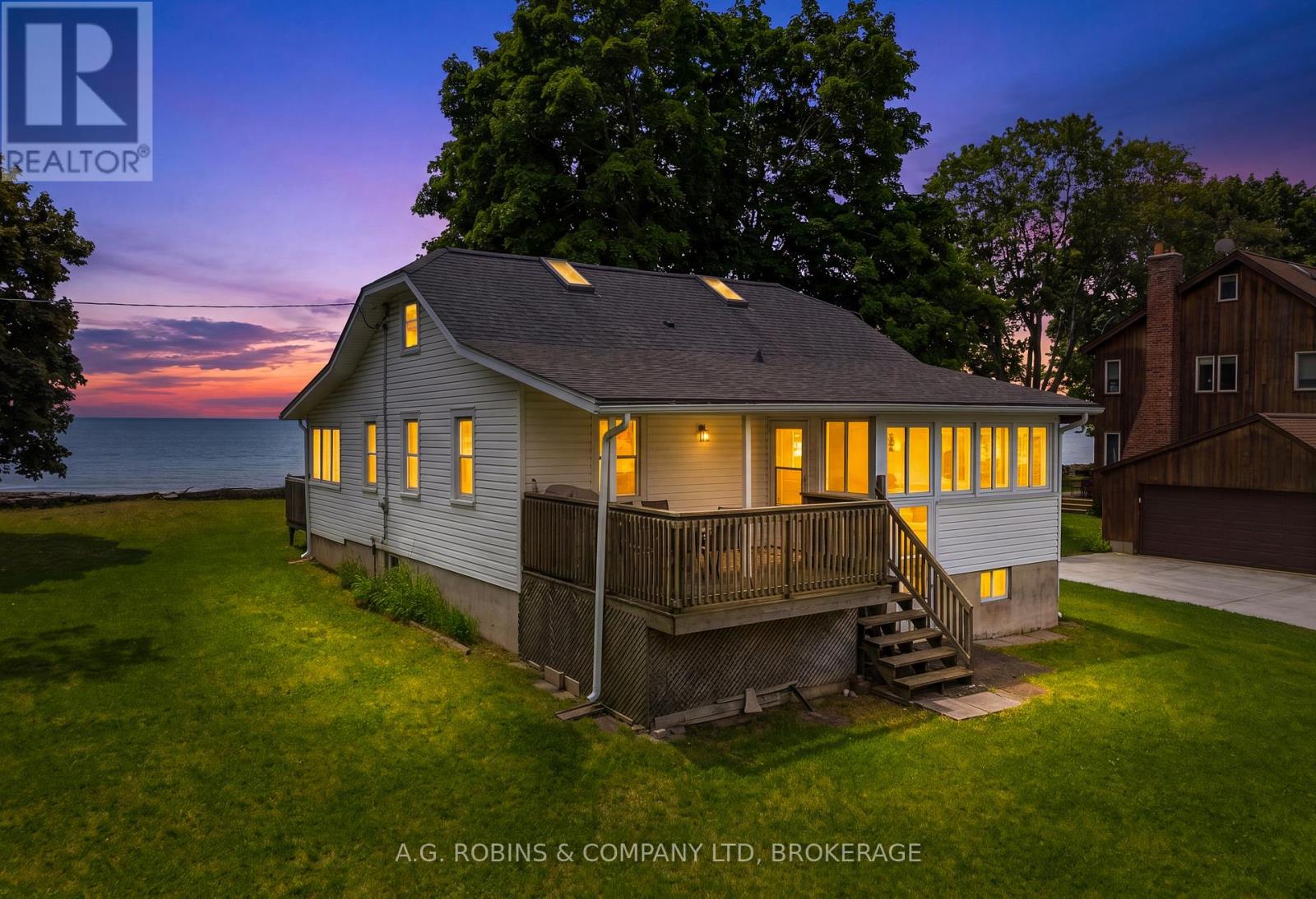 11803 Lakeshore Road, Wainfleet, Ontario  L0S 1V0 - Photo 2 - X13449468