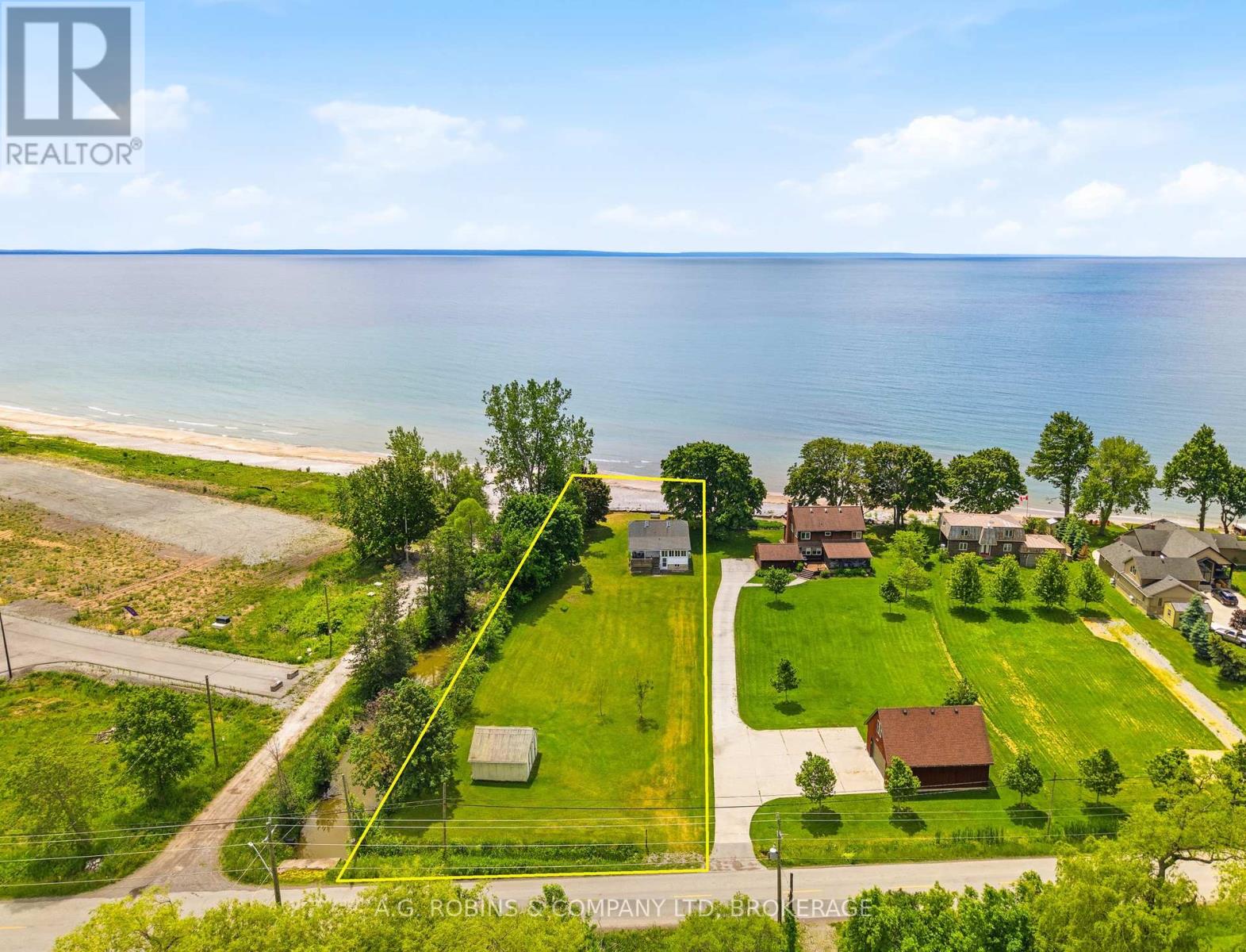 11803 Lakeshore Road, Wainfleet, Ontario  L0S 1V0 - Photo 4 - X13449468
