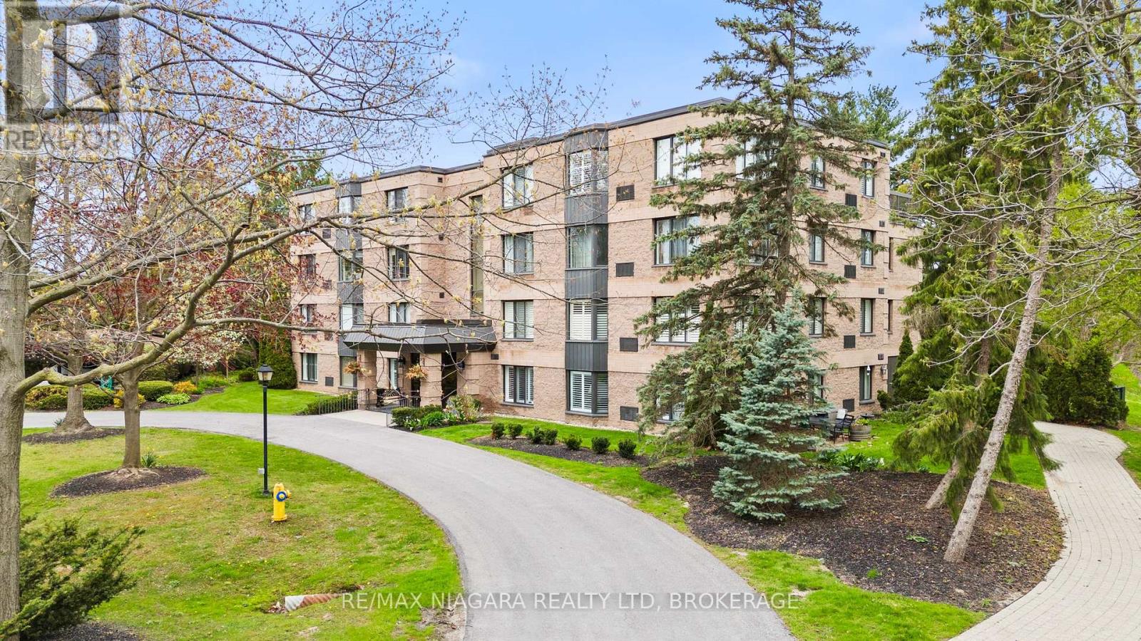 403 - 61 Paffard Street, Niagara-On-The-Lake, Ontario  L0S 1J0 - Photo 1 - X13453376