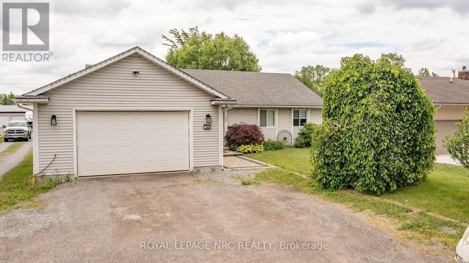 1444 Allanport Road, Thorold, Ontario  L0S 1K0 - Photo 1 - X13454218