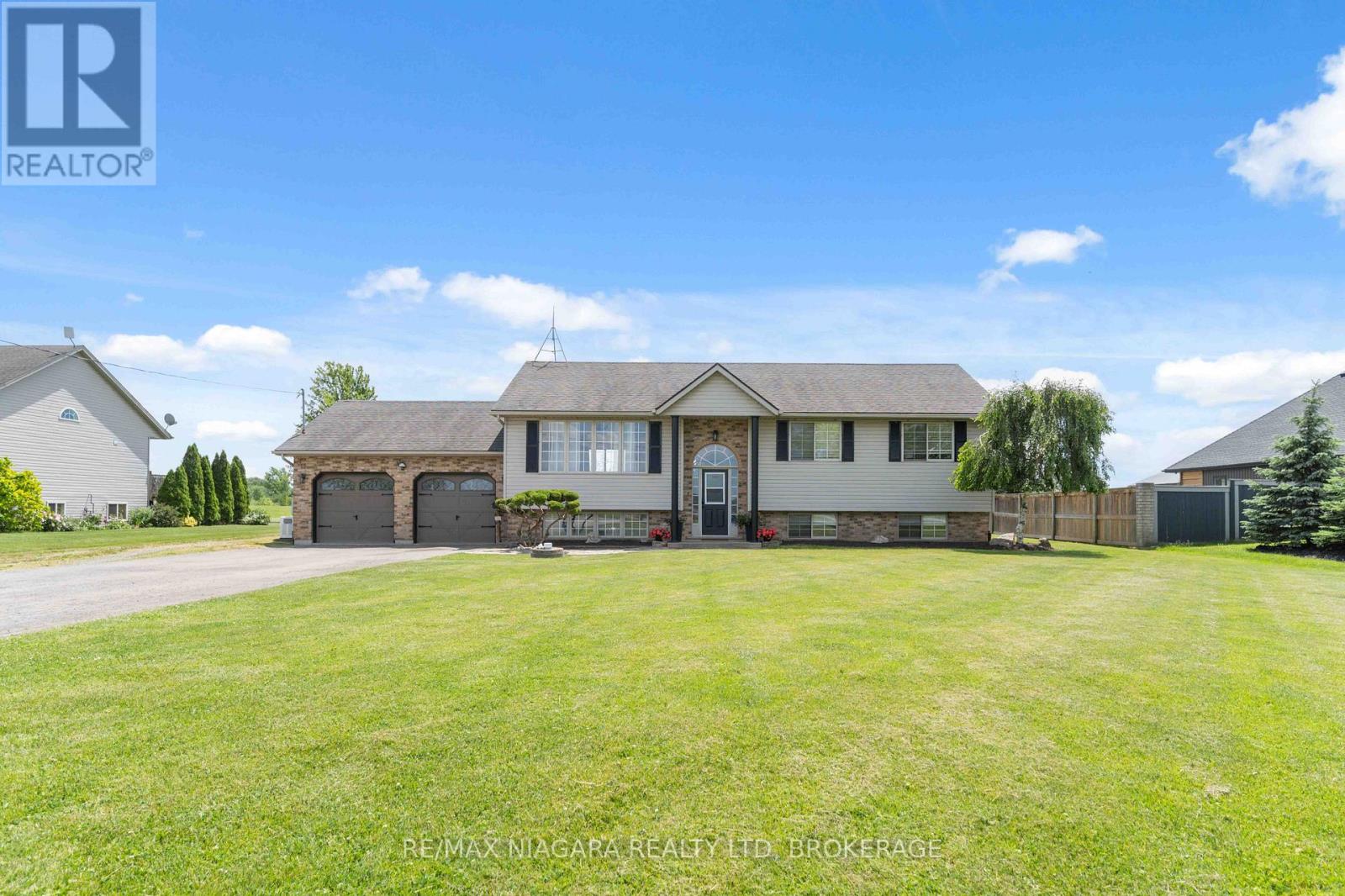 661 Carl Road, Thorold, Ontario  L0S 1K0 - Photo 1 - X13454338
