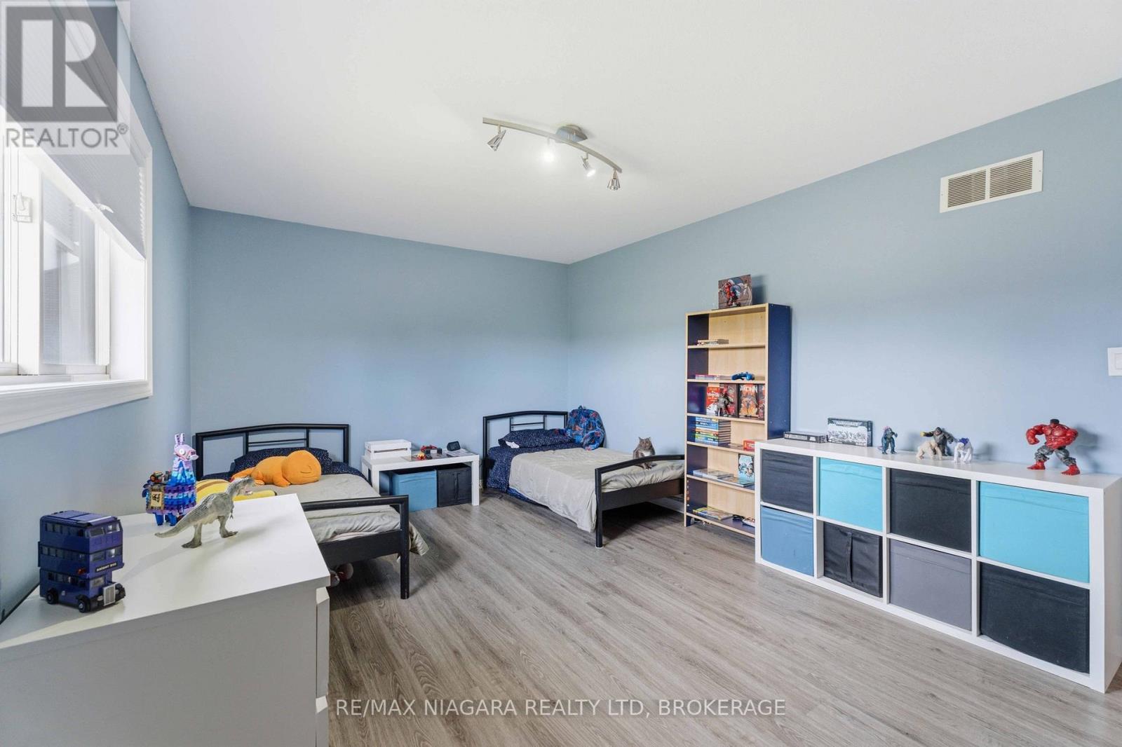 661 Carl Road, Thorold, Ontario  L0S 1K0 - Photo 14 - X13454338