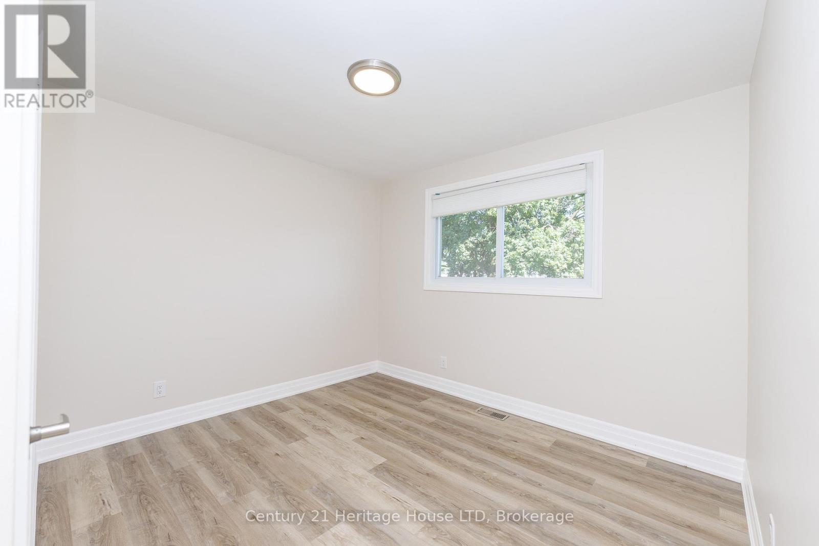 37 Coronation Boulevard, St. Catharines, Ontario  L2S 2V2 - Photo 10 - X13454350