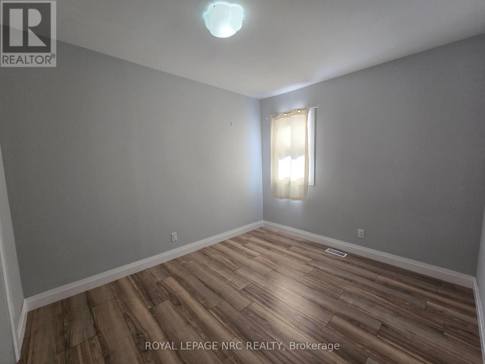 Main - 271 Emerick Avenue, Fort Erie, Ontario  L2A 2W4 - Photo 7 - X13454952