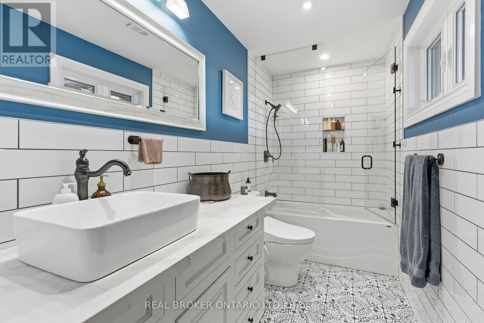 823 6 Line, Niagara-On-The-Lake, Ontario  L0S 1J0 - Photo 39 - X13457102