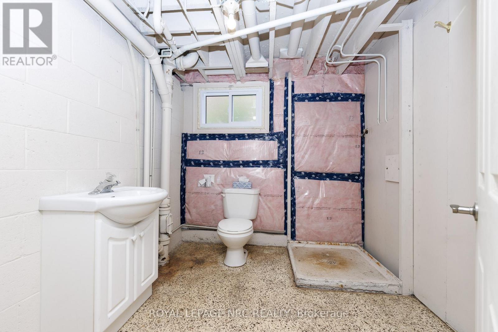 24 Munro Street, Thorold, Ontario  L2V 2V8 - Photo 30 - X13459896