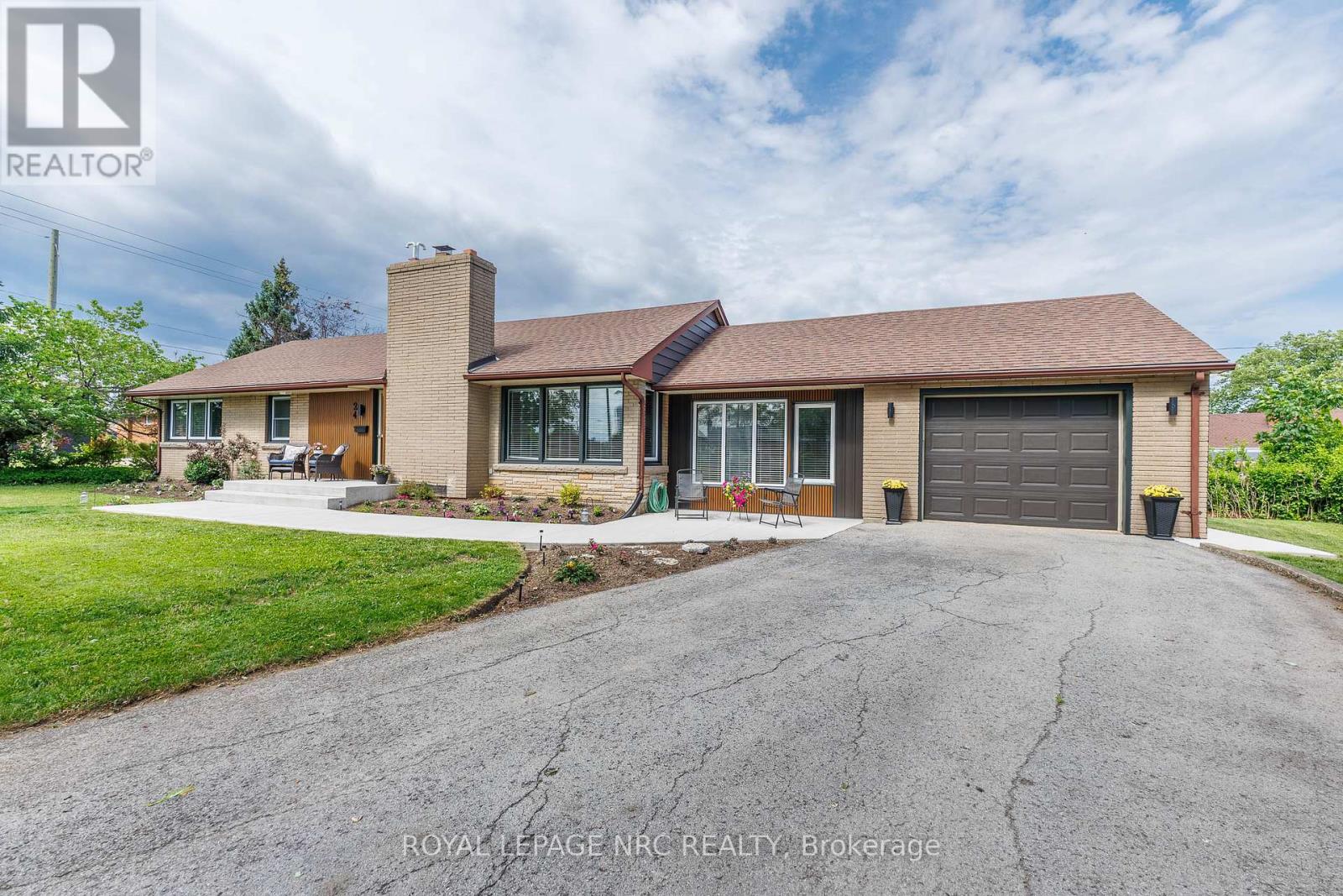 24 Munro Street, Thorold, Ontario  L2V 2V8 - Photo 5 - X13459896