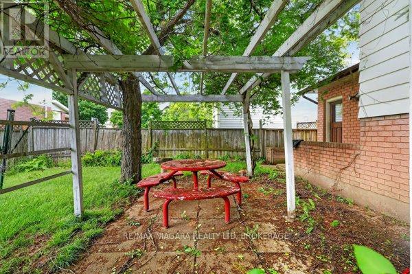 34 Crestcombe Road, St. Catharines, Ontario  L2S 2J4 - Photo 16 - X13459954