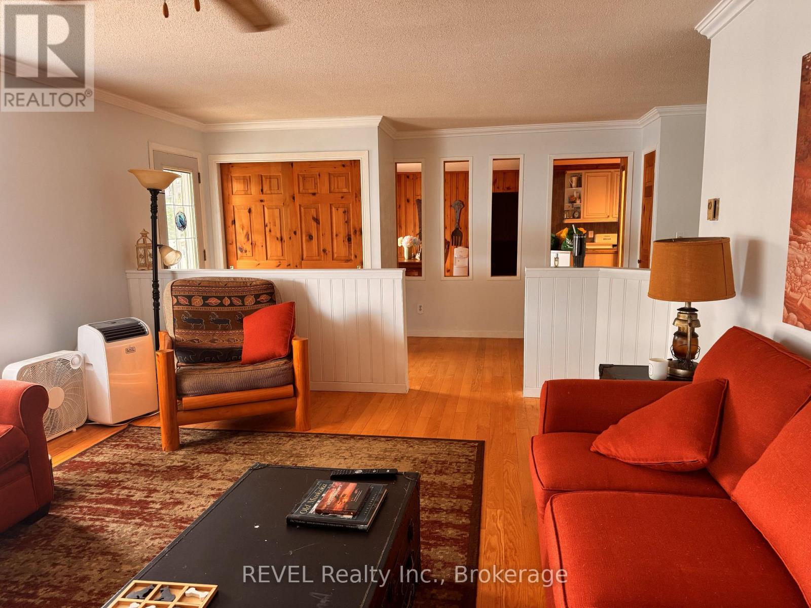 1031 Butterfly Road, Muskoka Lakes, Ontario  P0C 1A0 - Photo 11 - X13460074