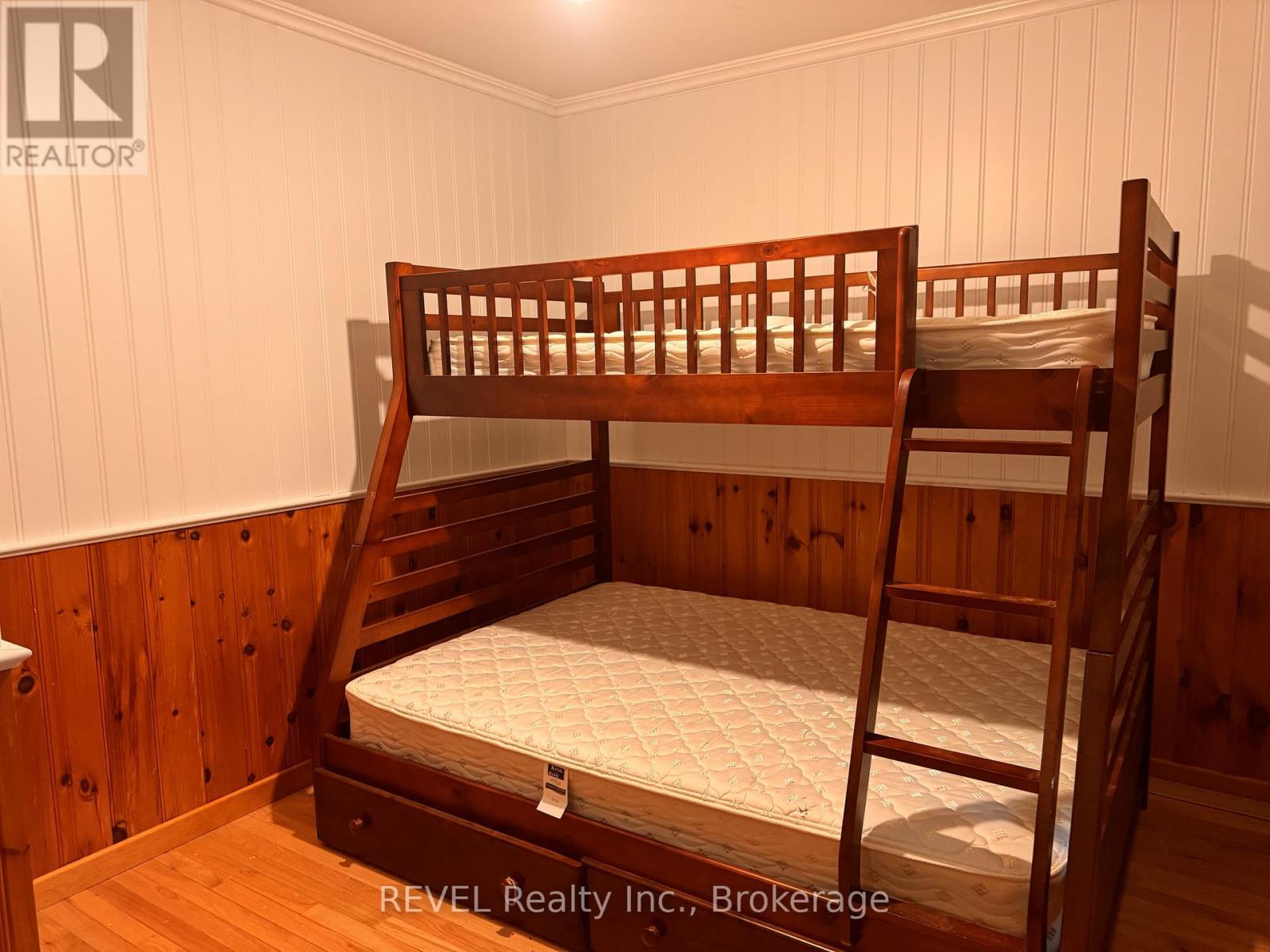 1031 Butterfly Road, Muskoka Lakes, Ontario  P0C 1A0 - Photo 19 - X13460074