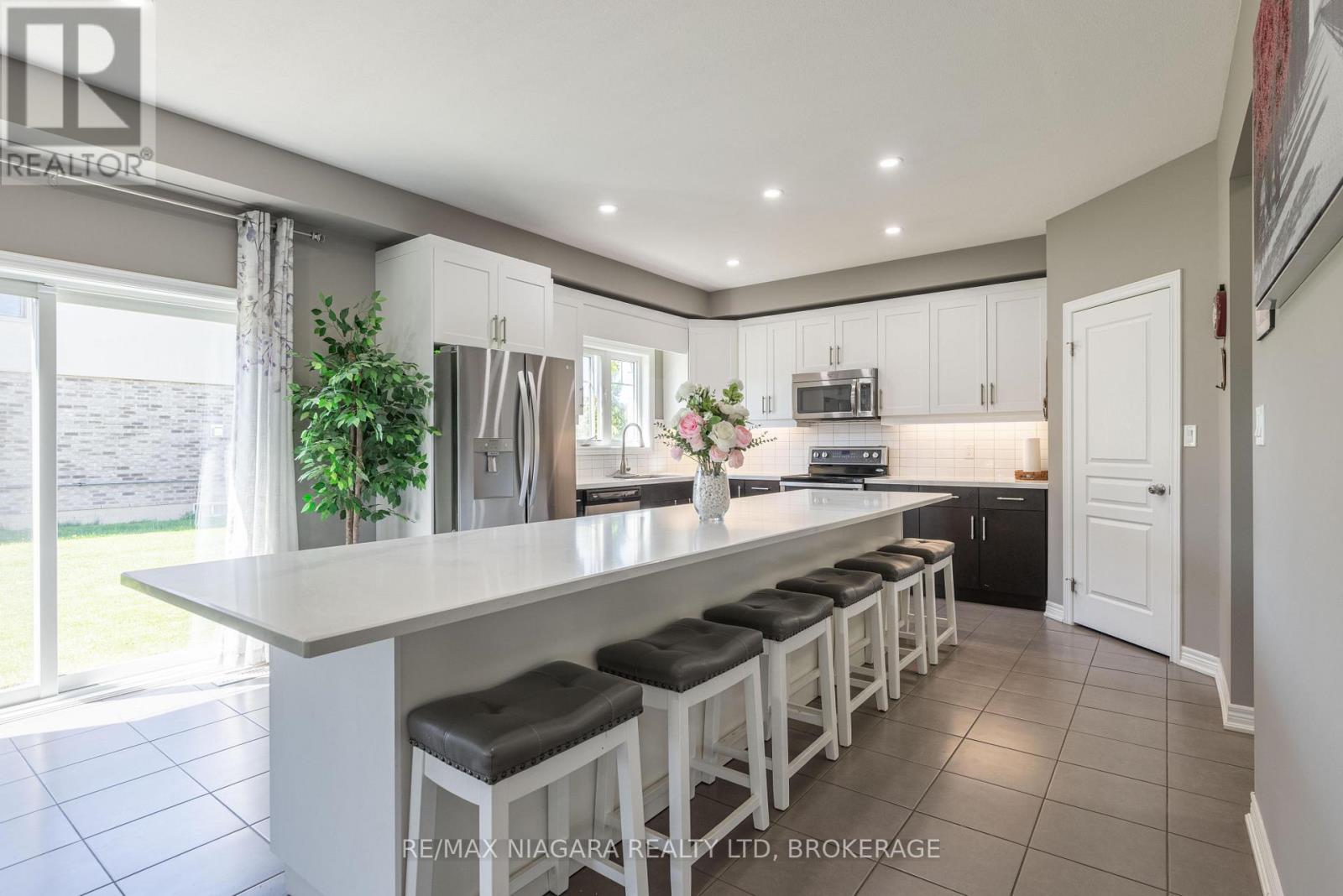 6212 Sam Iorfida Drive, Niagara Falls, Ontario  L2G 0C9 - Photo 13 - X13461688