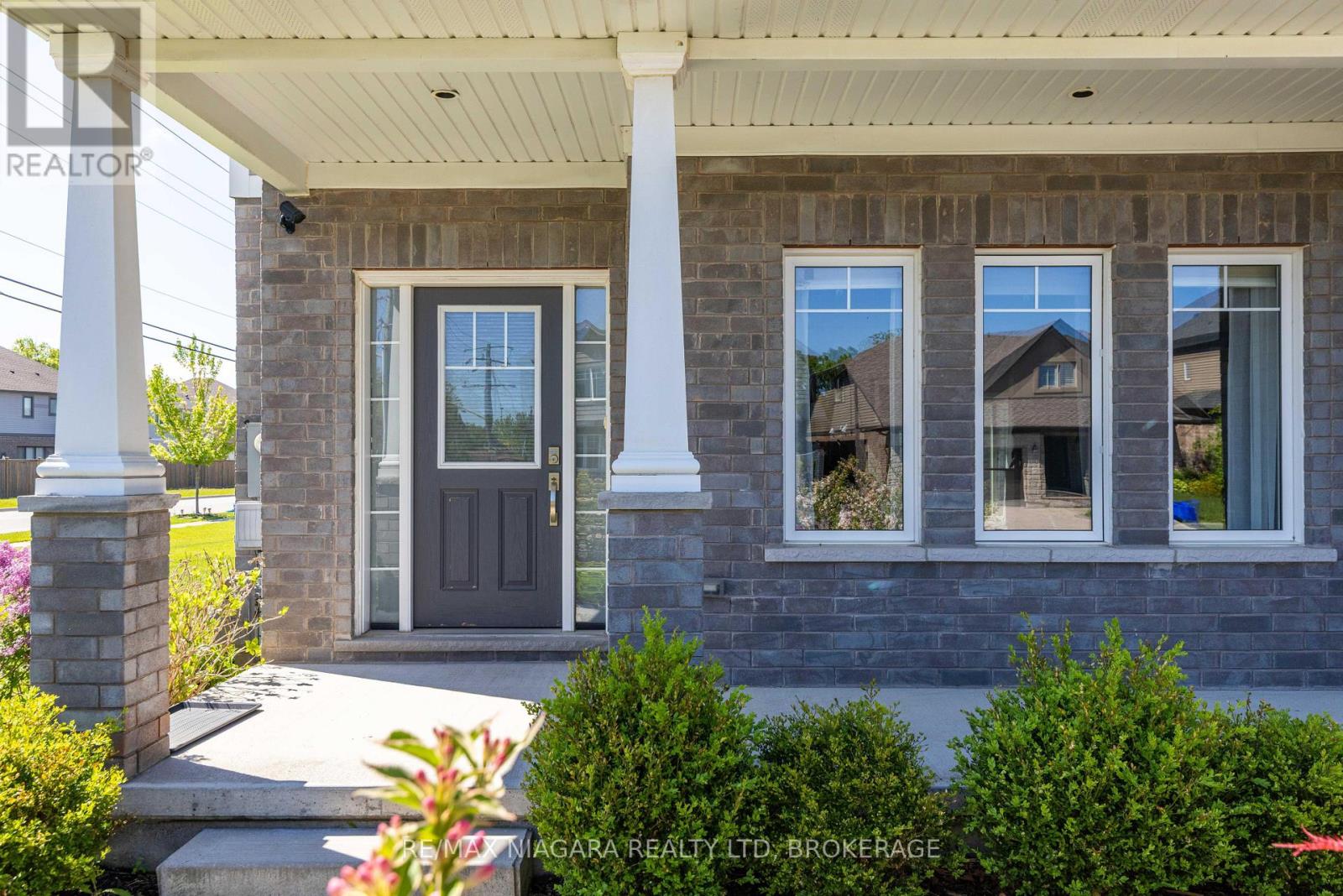 6212 Sam Iorfida Drive, Niagara Falls, Ontario  L2G 0C9 - Photo 2 - X13461688
