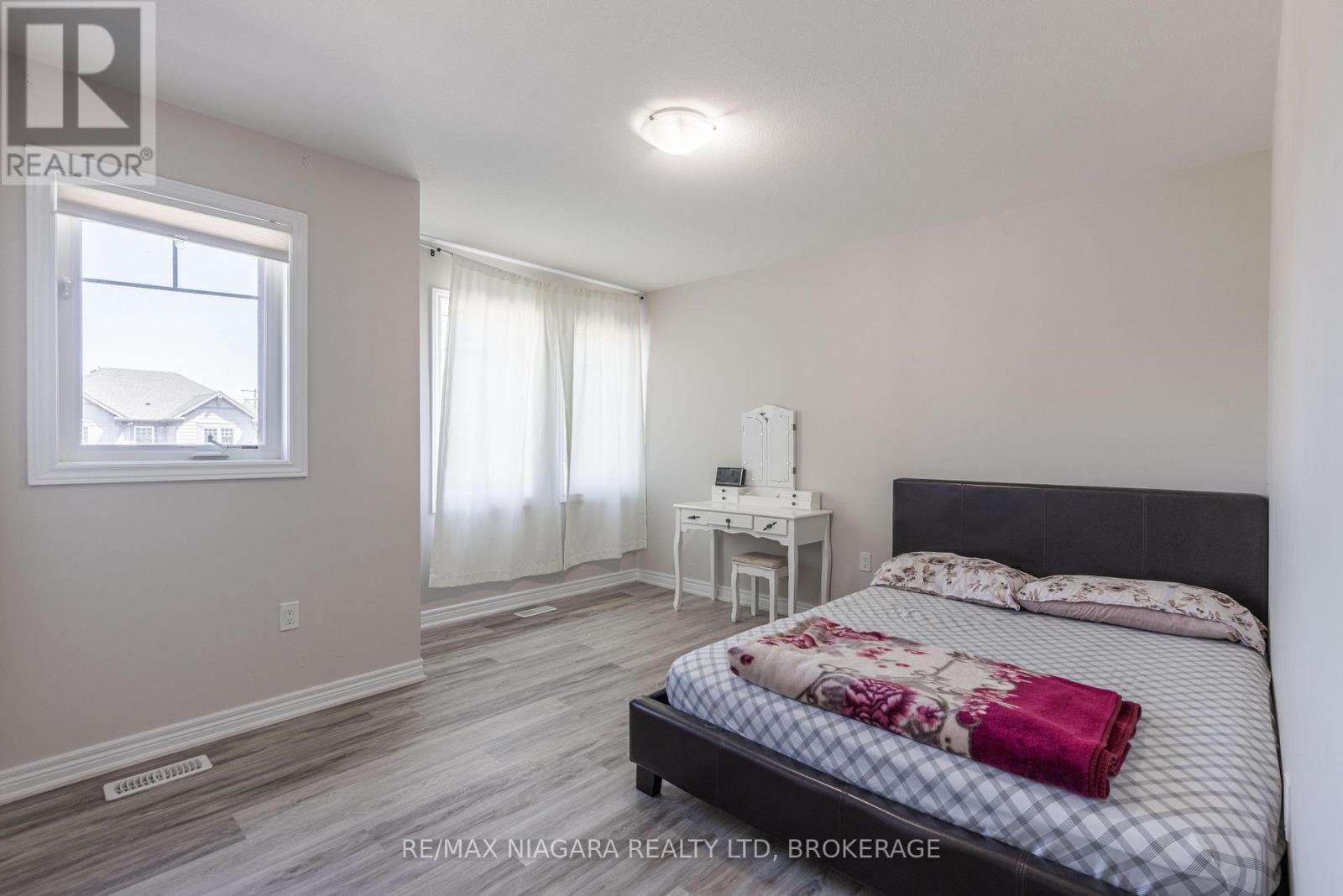 6212 Sam Iorfida Drive, Niagara Falls, Ontario  L2G 0C9 - Photo 24 - X13461688