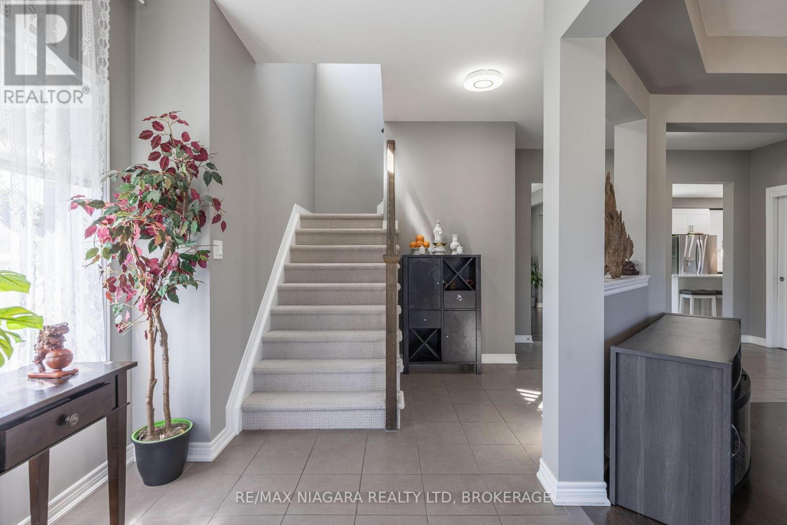 6212 Sam Iorfida Drive, Niagara Falls, Ontario  L2G 0C9 - Photo 6 - X13461688