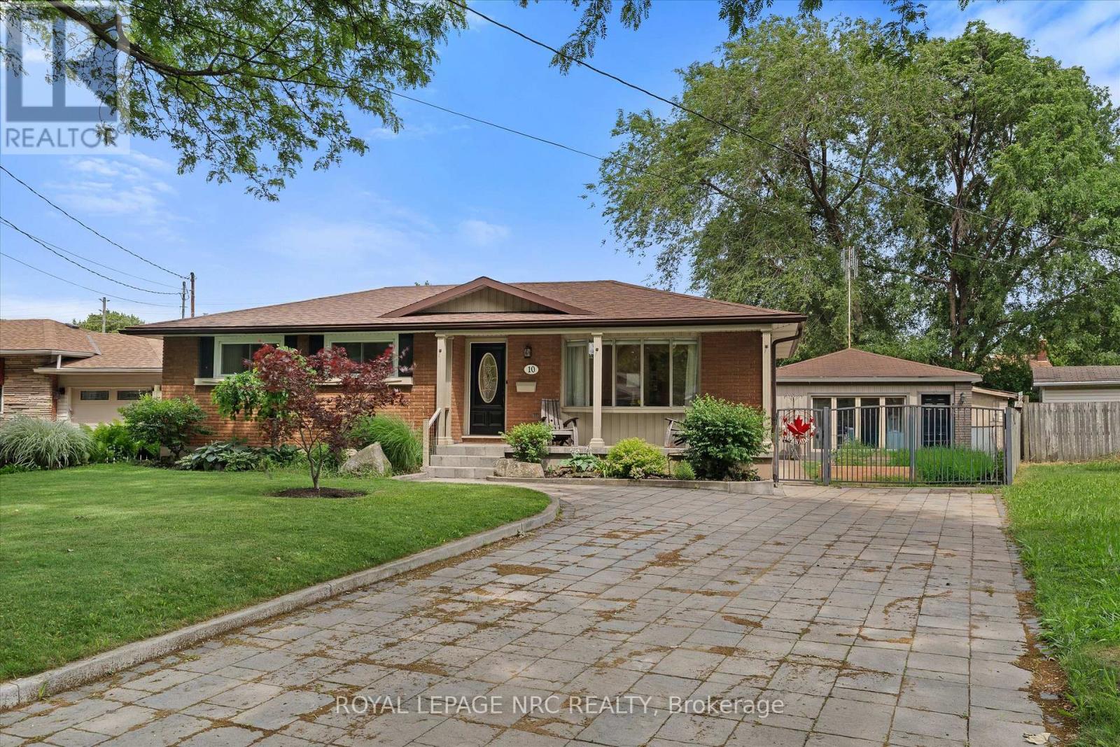 10 Wakelin Terrace, St. Catharines, Ontario  L2M 4K3 - Photo 1 - X13462152