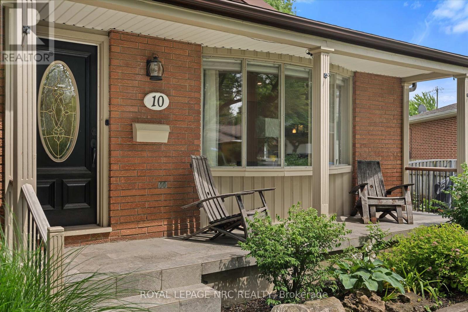10 Wakelin Terrace, St. Catharines, Ontario  L2M 4K3 - Photo 3 - X13462152