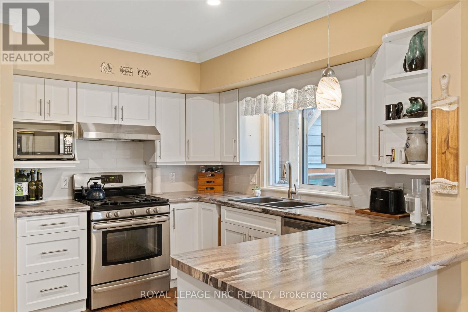 10 Wakelin Terrace, St. Catharines, Ontario  L2M 4K3 - Photo 8 - X13462152