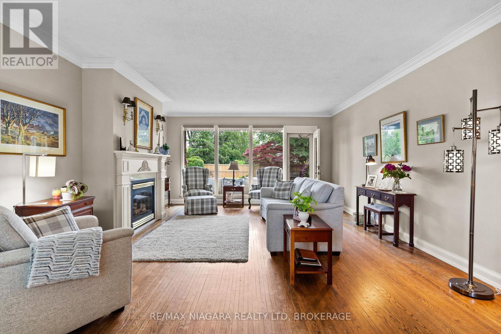 97 Glenridge Avenue, St. Catharines, Ontario  L2R 4X4 - Photo 5 - X13463976