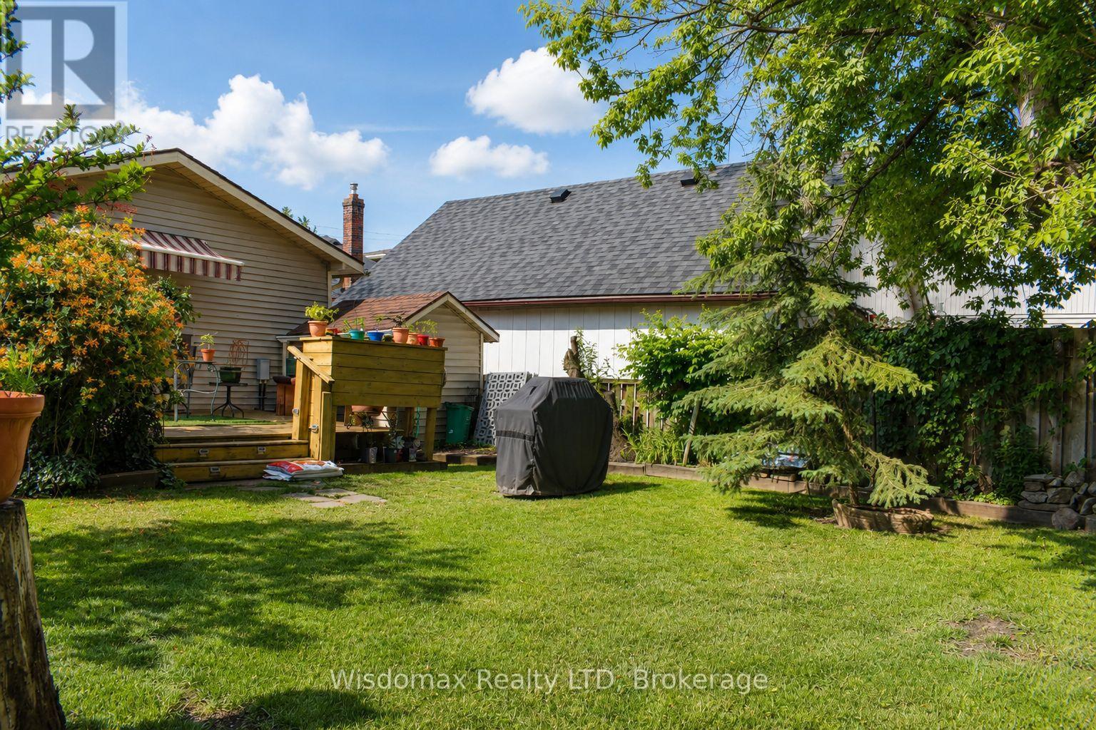 10 Rose Avenue, Thorold, Ontario  L2V 3C3 - Photo 32 - X13465326