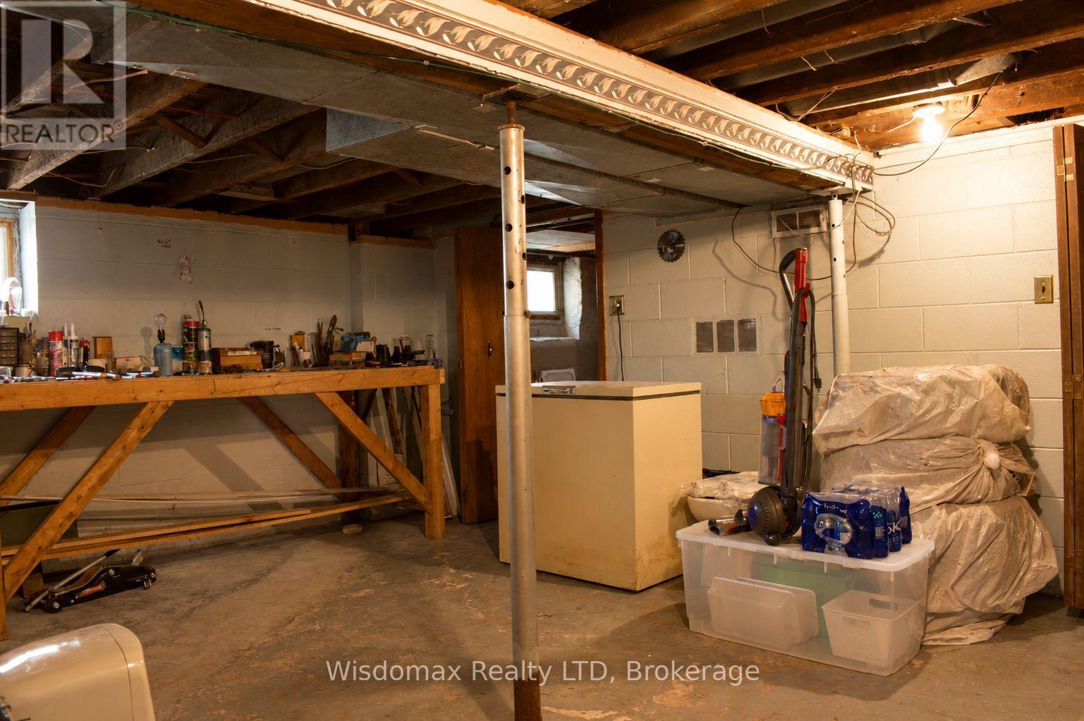 10 Rose Avenue, Thorold, Ontario  L2V 3C3 - Photo 35 - X13465326