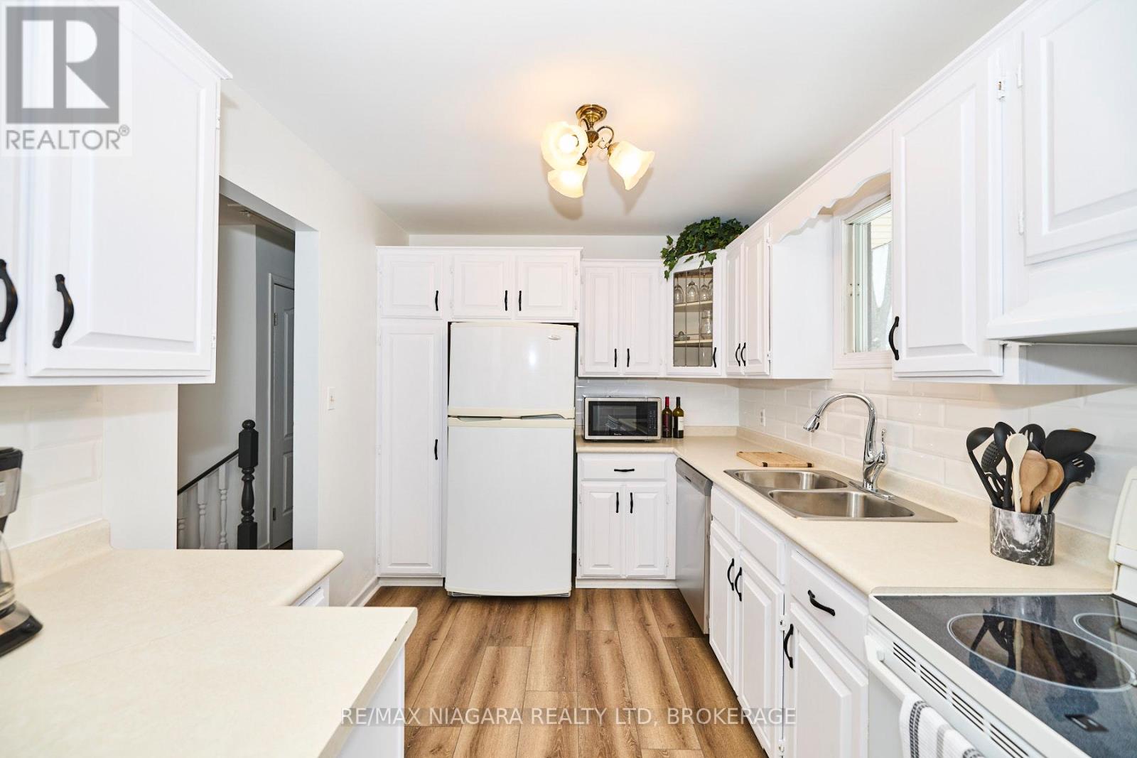 384 Dovercourt Road, Fort Erie, Ontario  L0S 1B0 - Photo 11 - X13465734