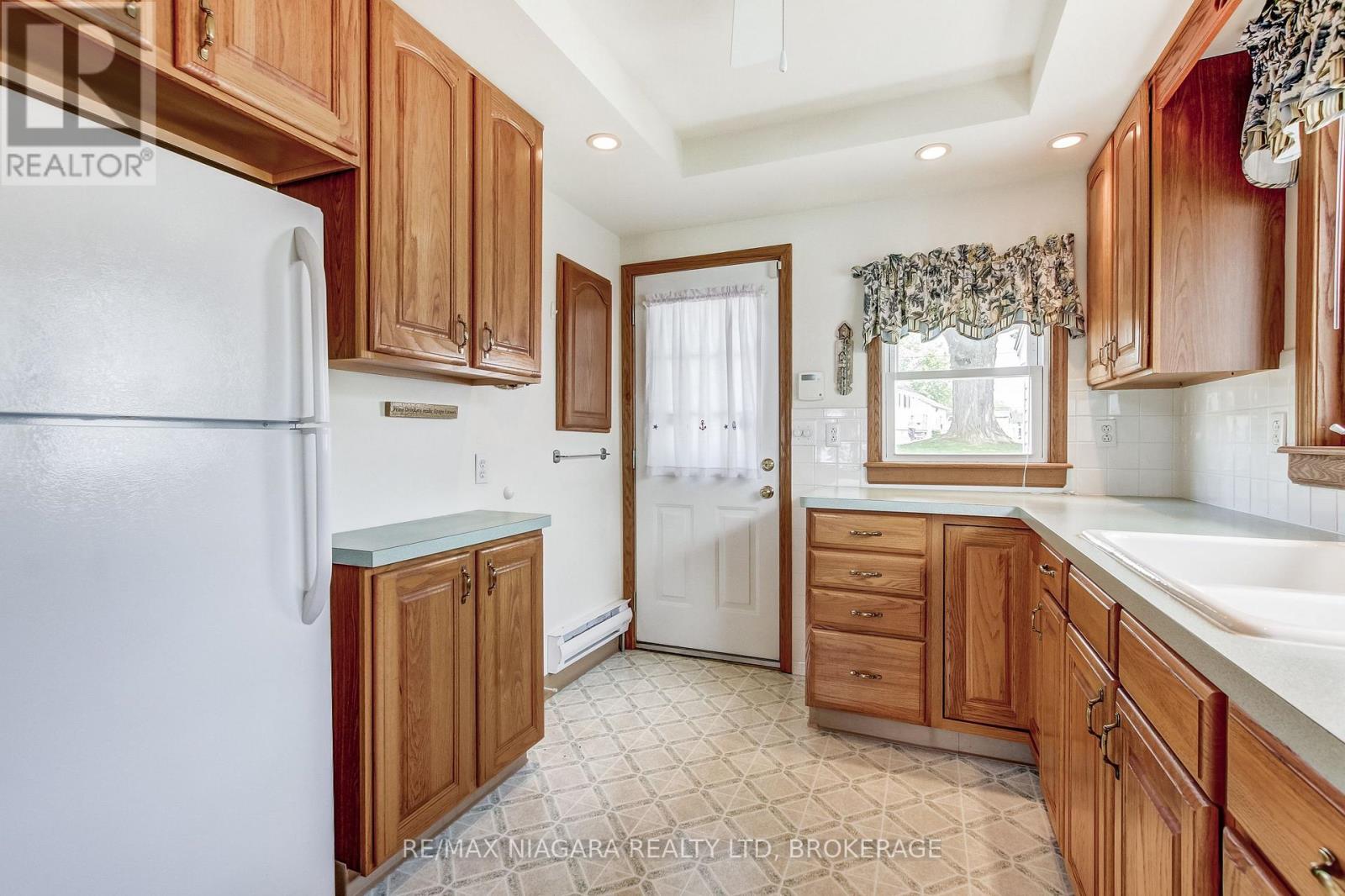 12893 Old Lakeshore Road, Wainfleet, Ontario  L0S 1V0 - Photo 14 - X13465778