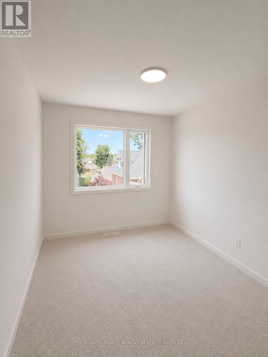 1 - 72 Dorothy Street, Welland, Ontario  L3B 3V9 - Photo 3 - X13466656