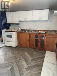 4541 Crysler Avenue, Niagara Falls, Ontario  L2E 3V5 - Photo 1 - X13468006