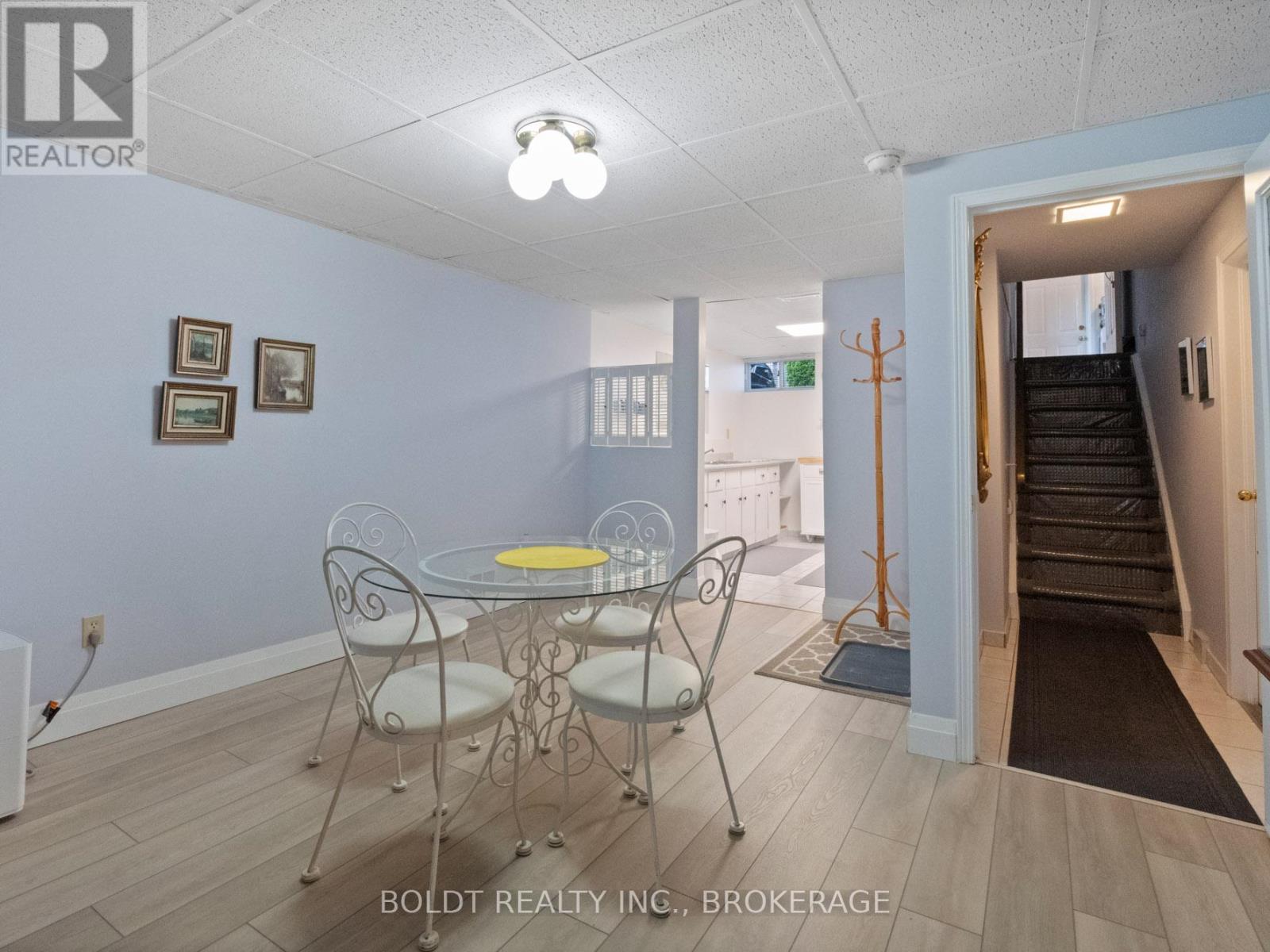 Lower - 2 Kenworth Drive, St. Catharines, Ontario  L2M 4S2 - Photo 7 - X13468146
