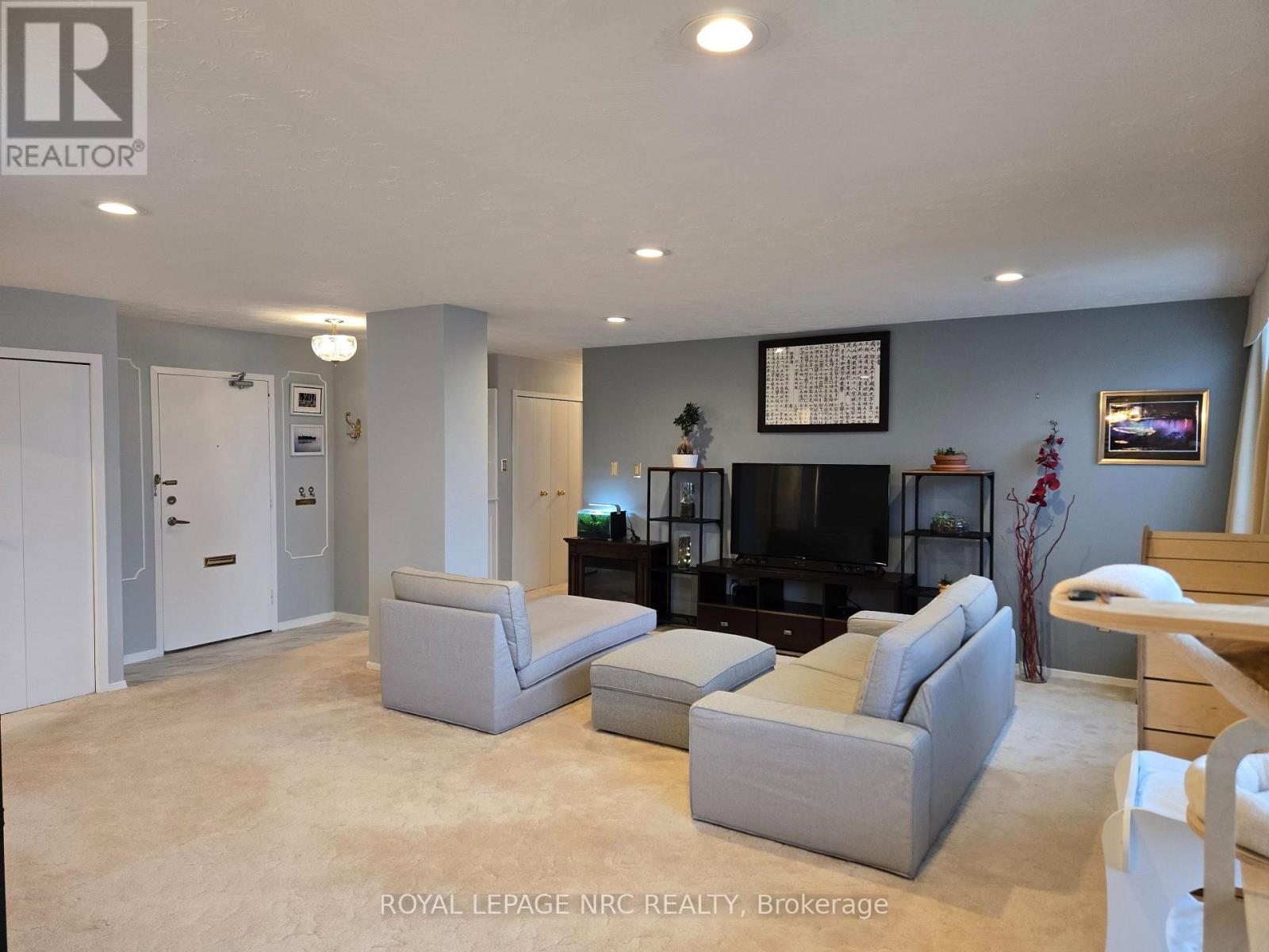 1108 - 35 Towering Heights Boulevard, St. Catharines, Ontario  L2T 3G8 - Photo 1 - X13470092