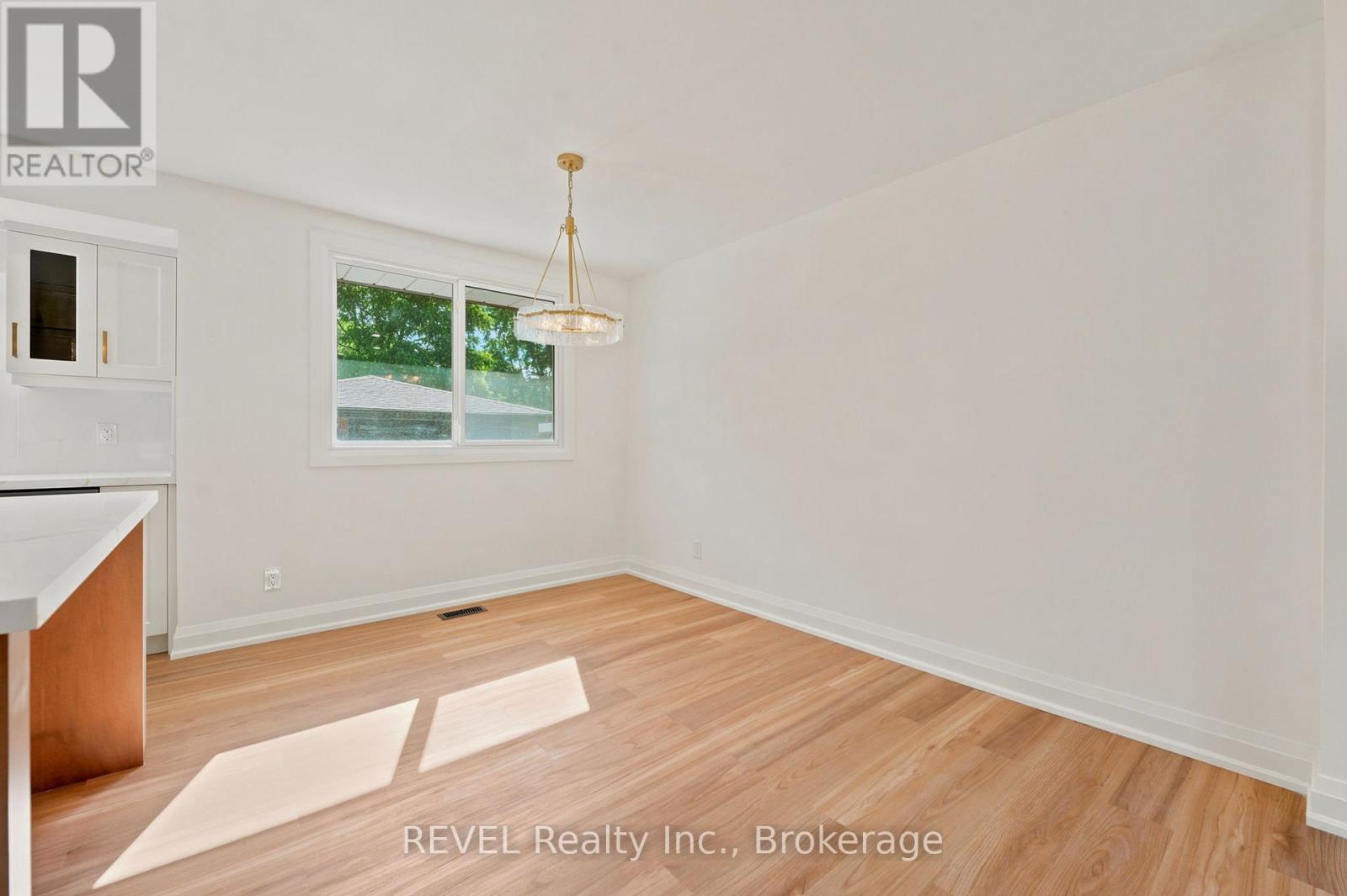 72 Prince Charles Drive, St. Catharines, Ontario  L2N 3Z1 - Photo 8 - X13473058
