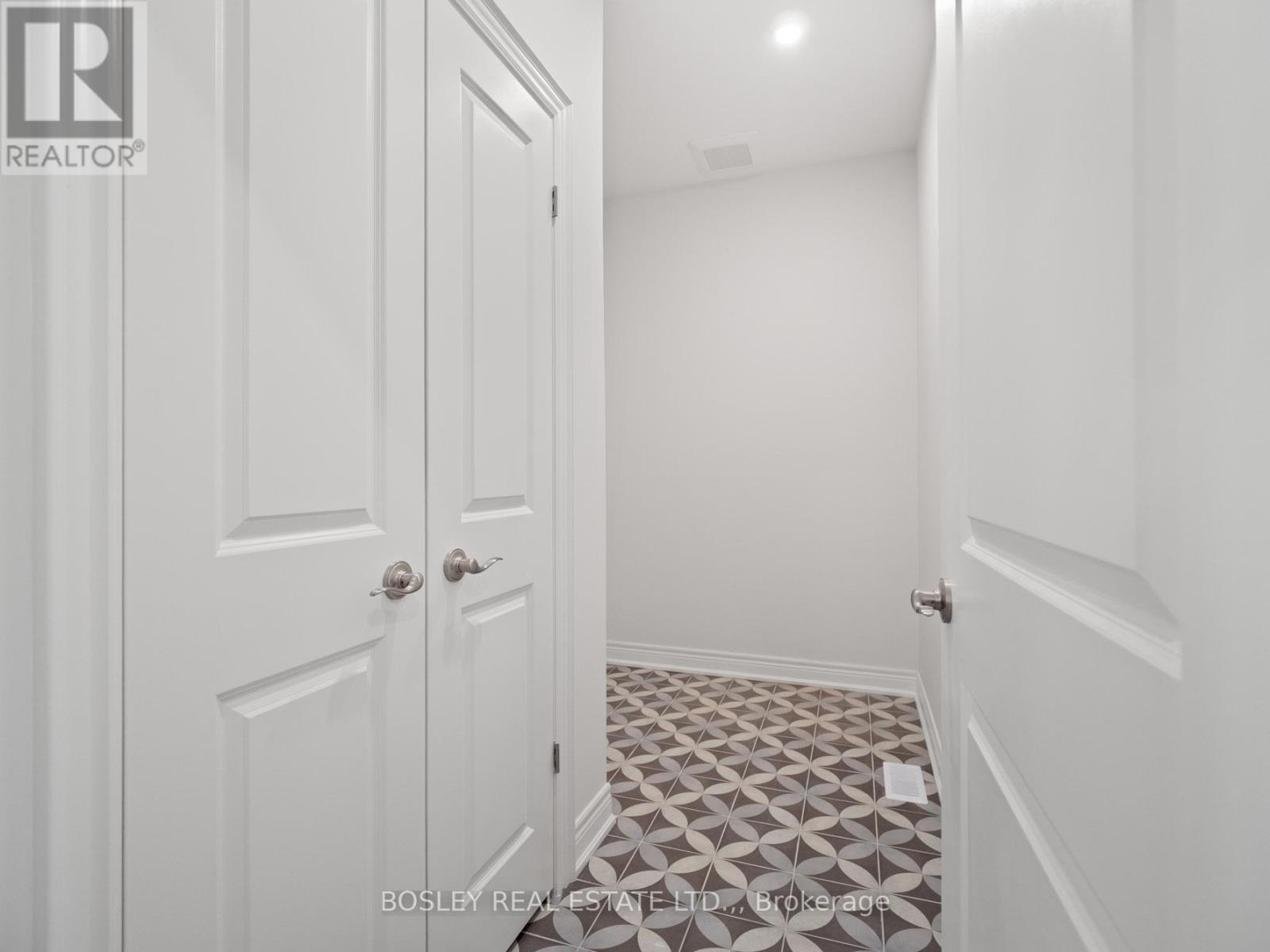 510 Royal Ridge Drive, Fort Erie, Ontario  L0S 1N0 - Photo 22 - X13473780