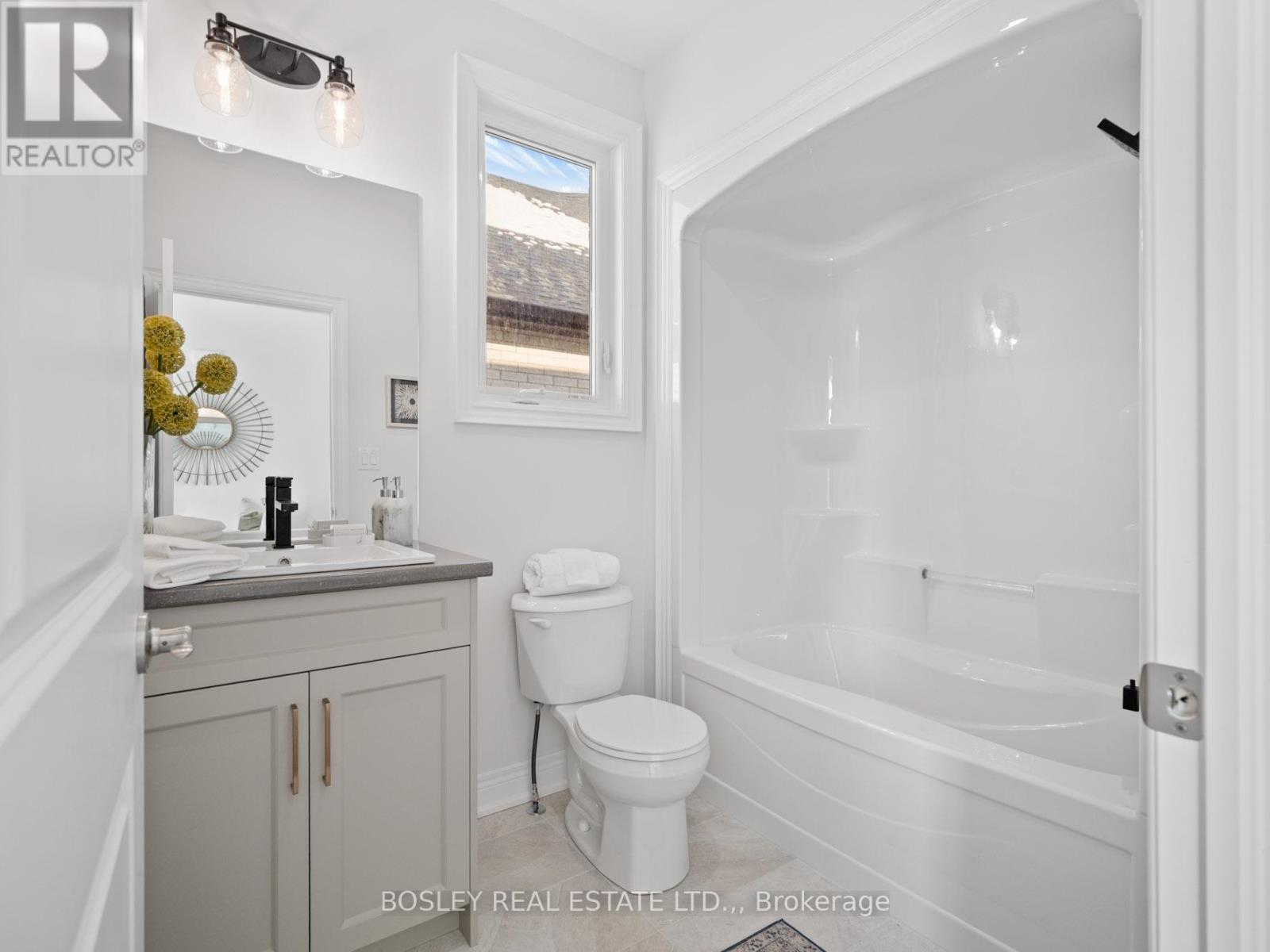 510 Royal Ridge Drive, Fort Erie, Ontario  L0S 1N0 - Photo 23 - X13473780
