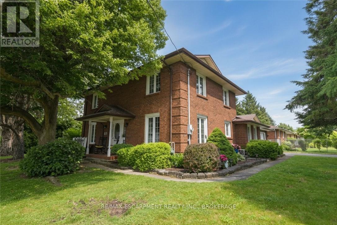 24 Shaw Street, Haldimand, Ontario  N3W 1K2 - Photo 2 - X13474460
