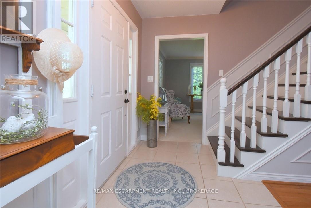 24 Shaw Street, Haldimand, Ontario  N3W 1K2 - Photo 3 - X13474460