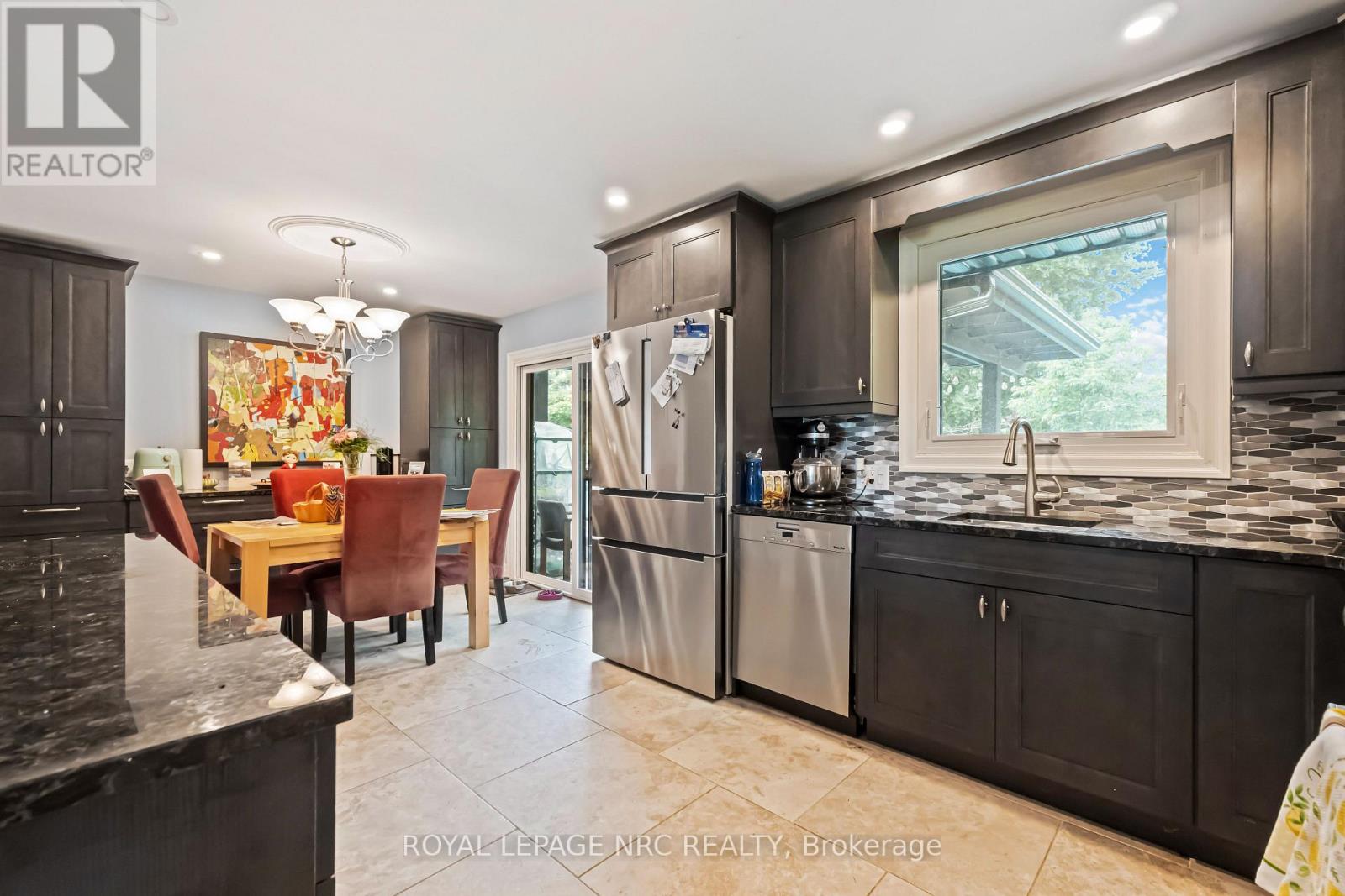9 Cartier Drive, St. Catharines, Ontario  L2M 2E5 - Photo 13 - X13477178