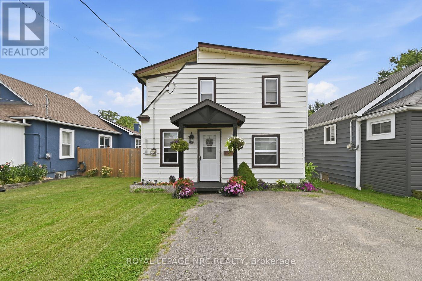 29 Wellington Street, Port Colborne, Ontario  L3K 2J6 - Photo 1 - X13478194