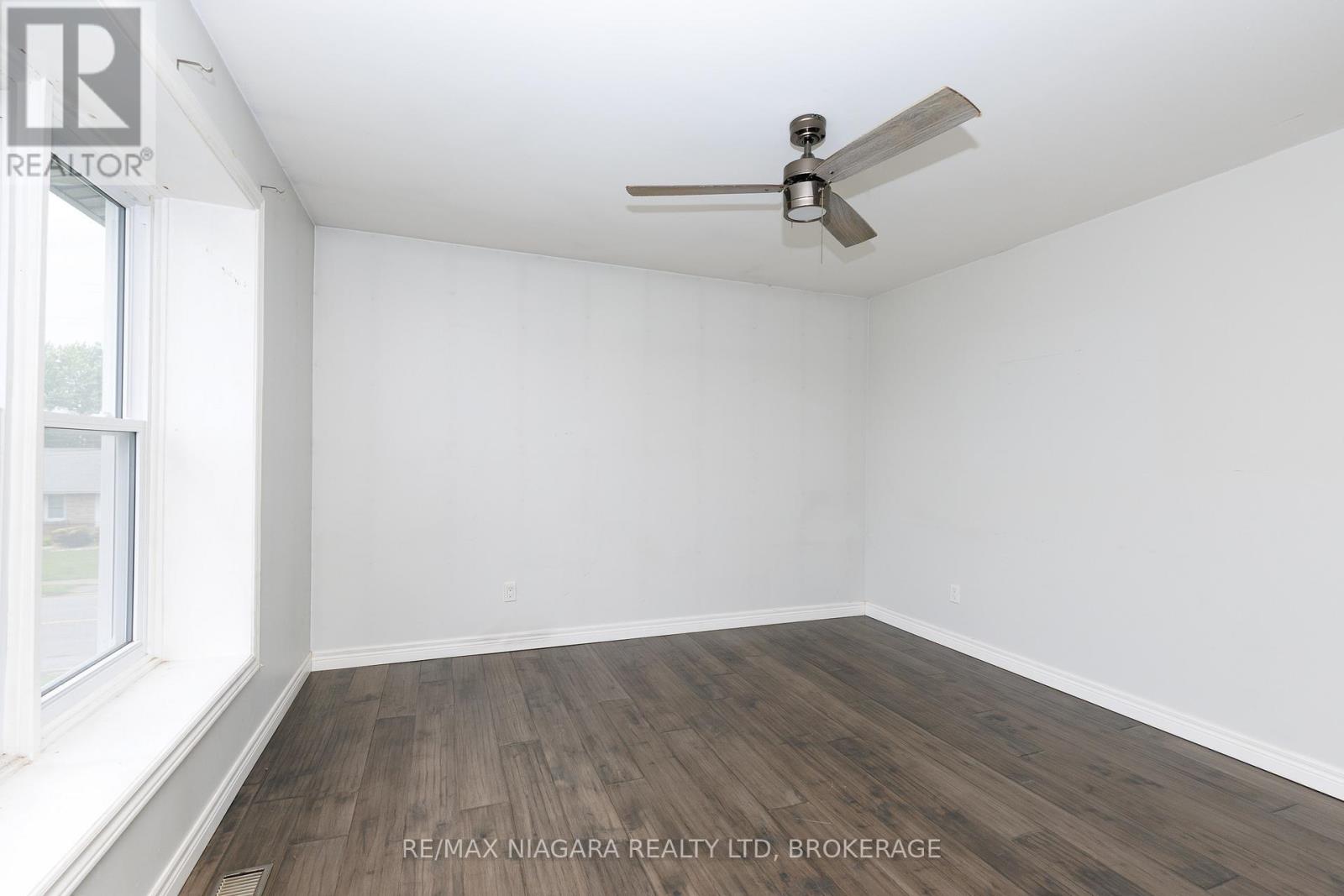 1 - 252 Bertie Street, Fort Erie, Ontario  L2A 1Z6 - Photo 14 - X13480702