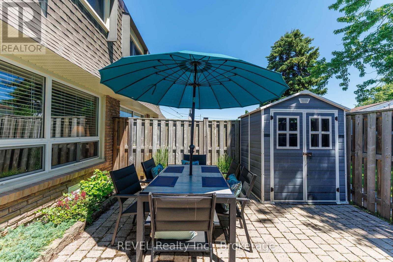 104 - 5 Woodlawn Court, Grimsby, Ontario  L3M 3T4 - Photo 4 - X13482302