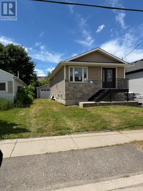 178 Pelham Road, St. Catharines, Ontario  L2S 1W3 - Photo 1 - X13482508