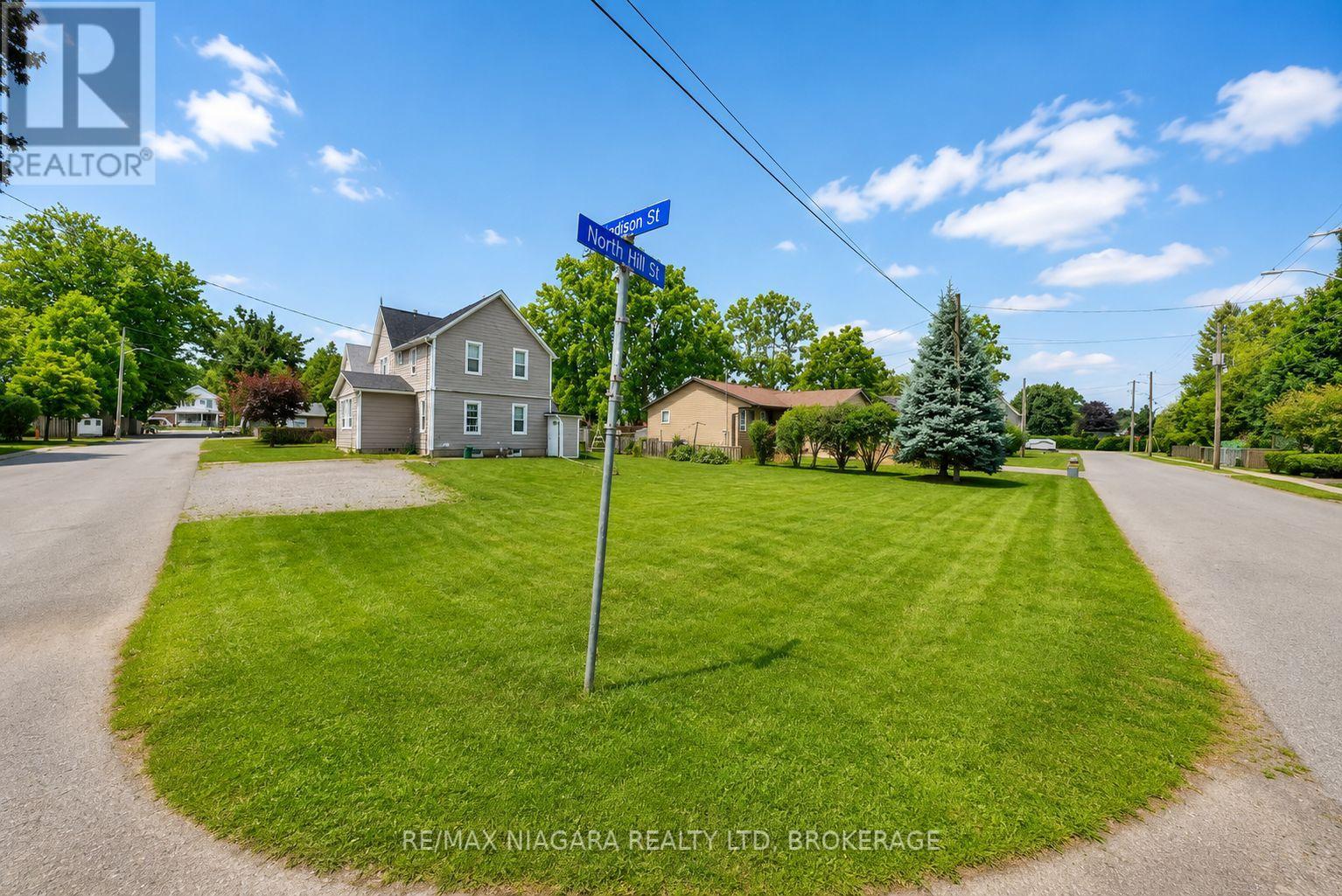 3705 Willson Street, Fort Erie, Ontario  L0S 1N0 - Photo 2 - X13482640