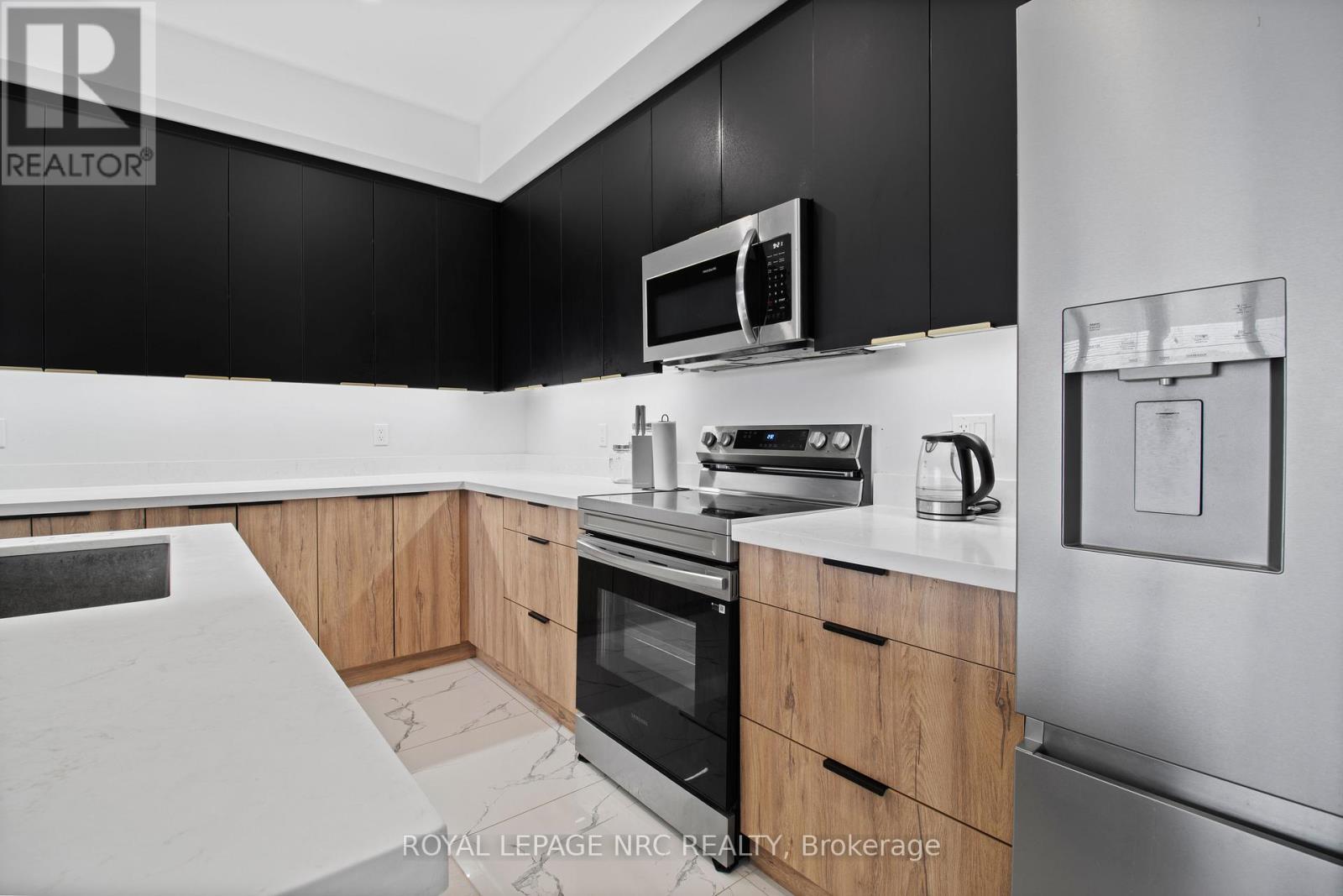 7392 Splendour Drive, Niagara Falls, Ontario  L2H 3V7 - Photo 12 - X13482718
